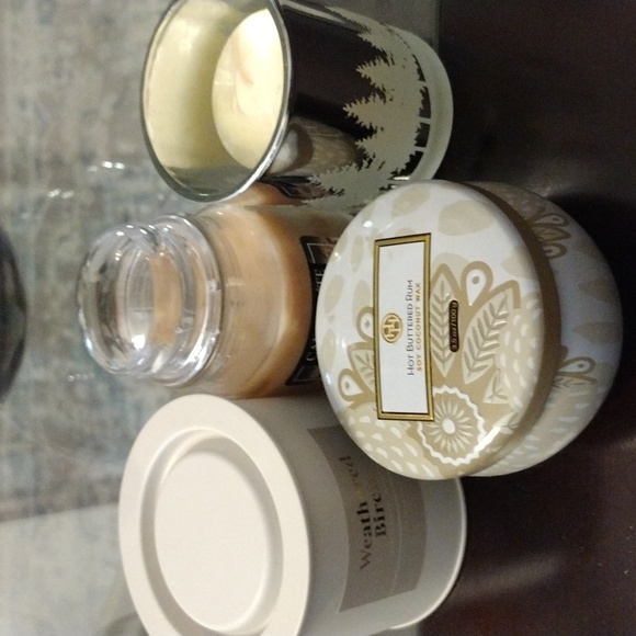 Assorted Candles - Picture 2 of 2